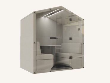 JDD Bea enclosed office pods