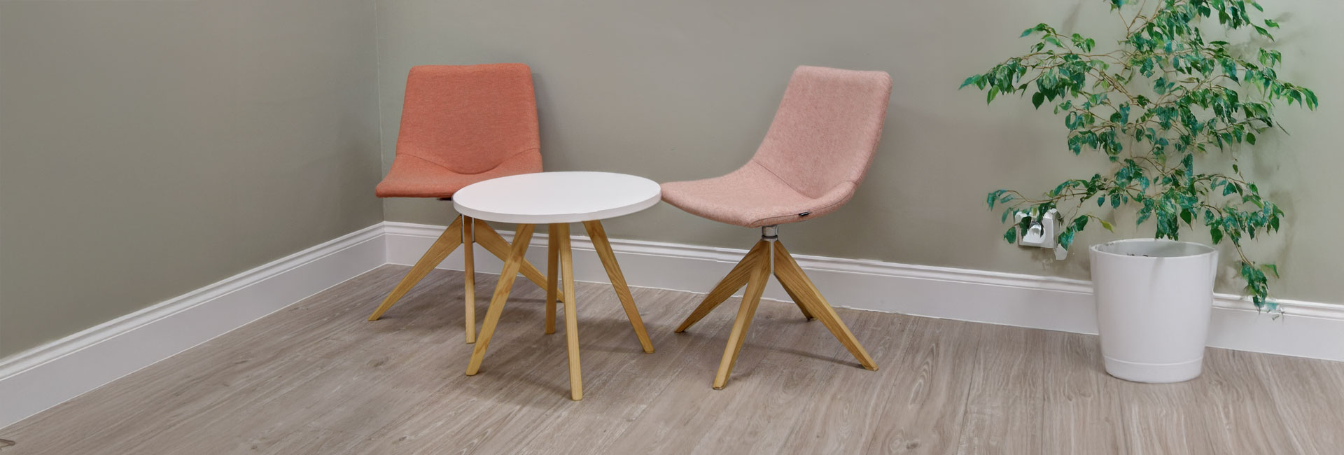 Valido office lounge chairs