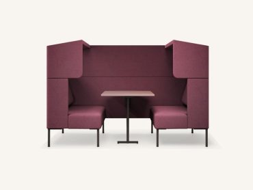 Ocee & Four FourUs Meeting Booths