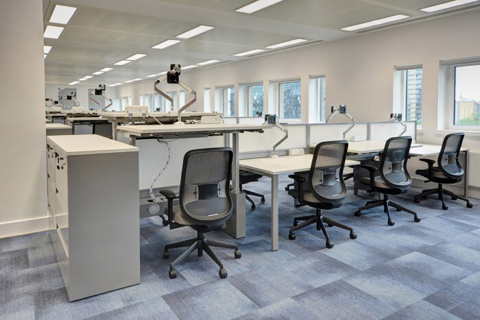 Jot-Up Height adjustable desk