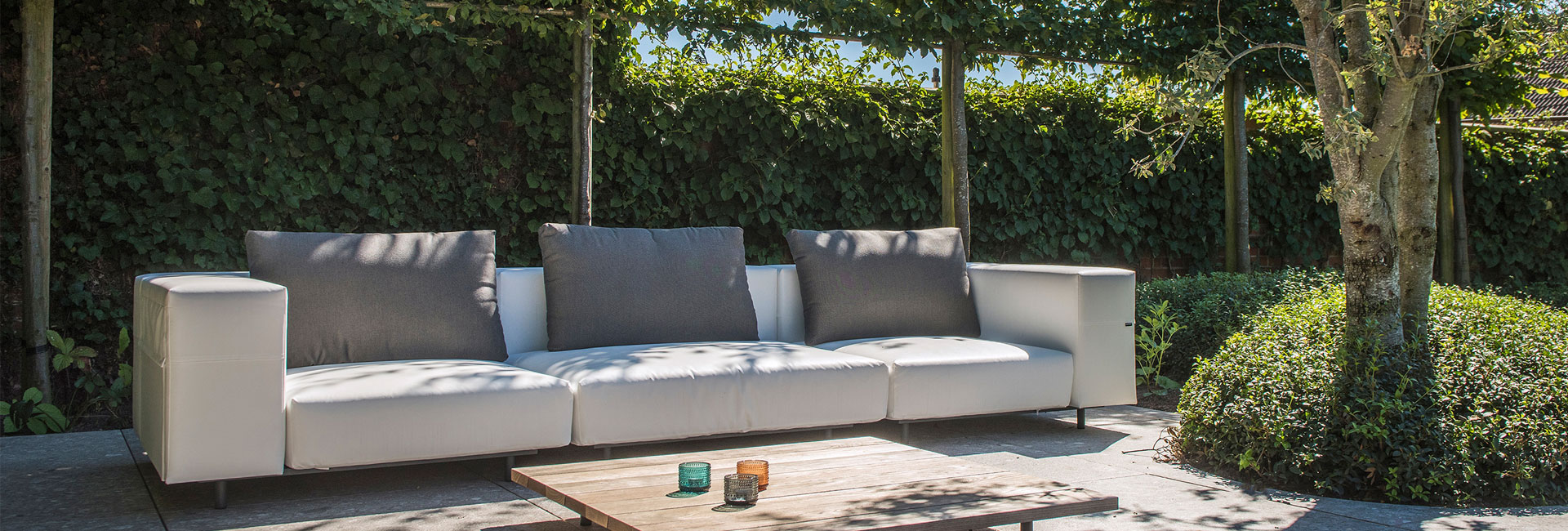 Commercial outdoor sofa
