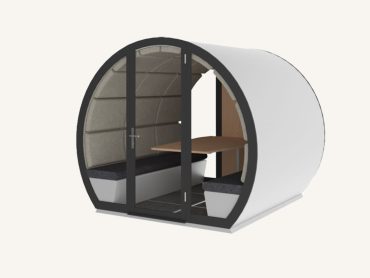 Enclosed outdoor meeting pods