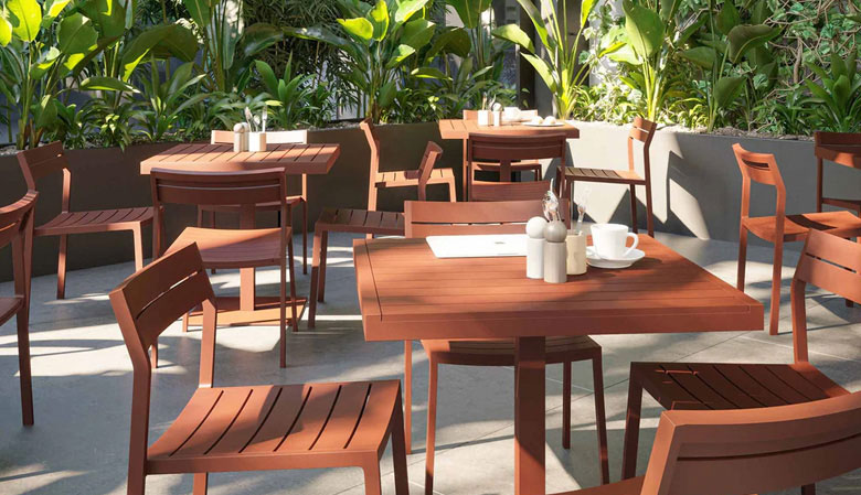 Commercial outdoor tables