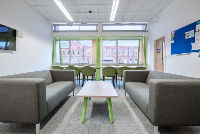 Flexible workspace with office sofas