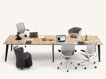 Cubb office meeting room table