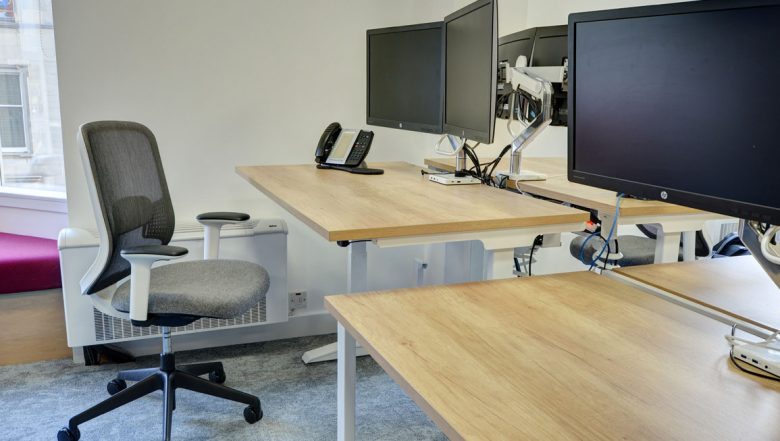 Jot-Up Lite height adjustable office desk