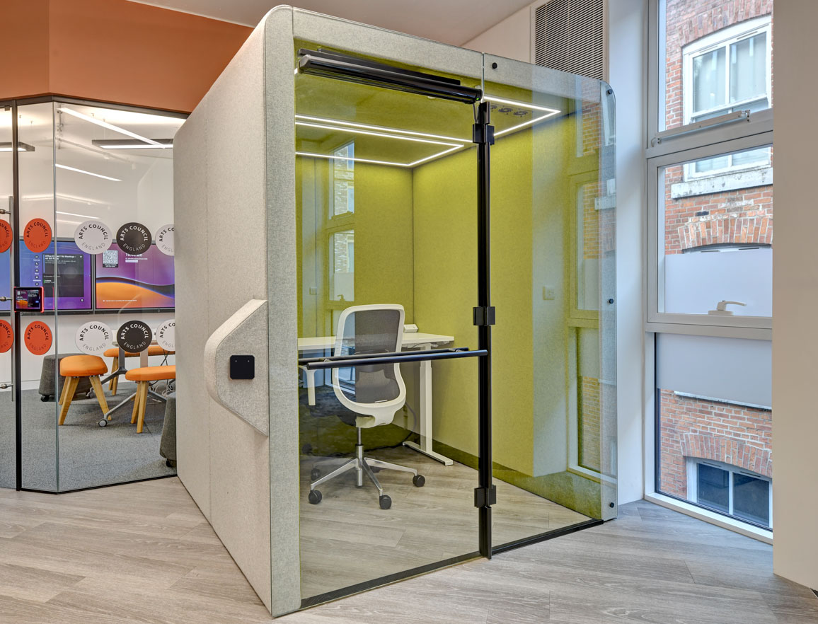 UK office furniture fitouts